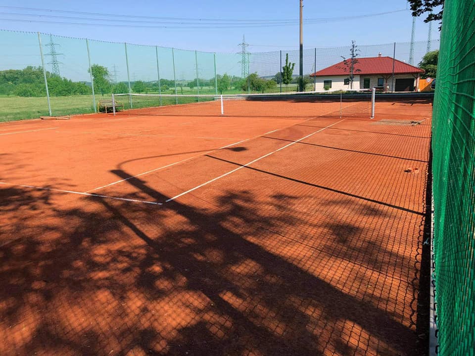 Sušice – výstavba tenisového kurtu